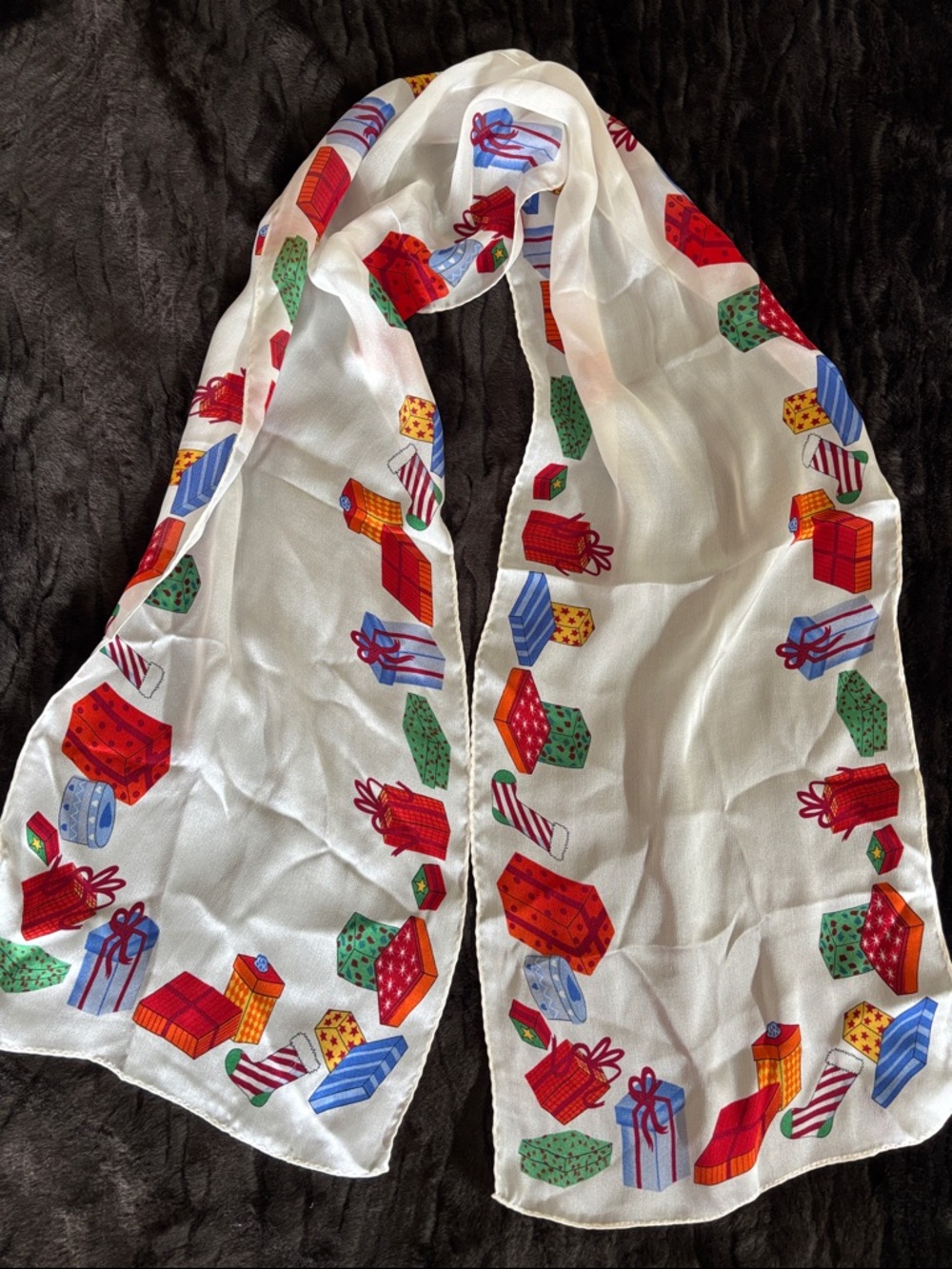 Elaine Gold 100% silk scarf